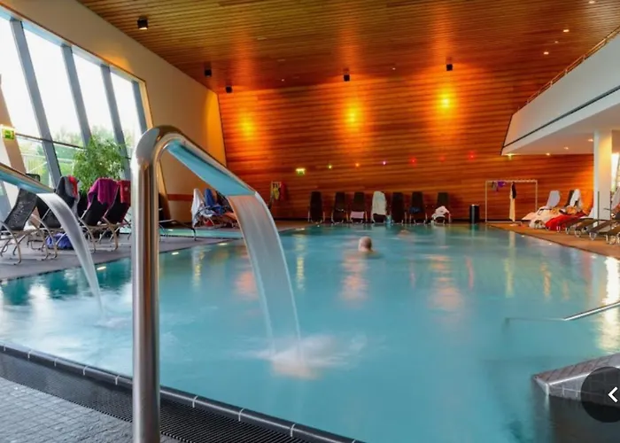 Little Paradises - Familien Im * Gaal