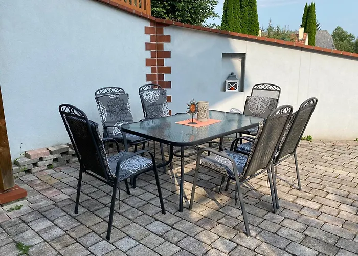 Little Paradises - Familien Im