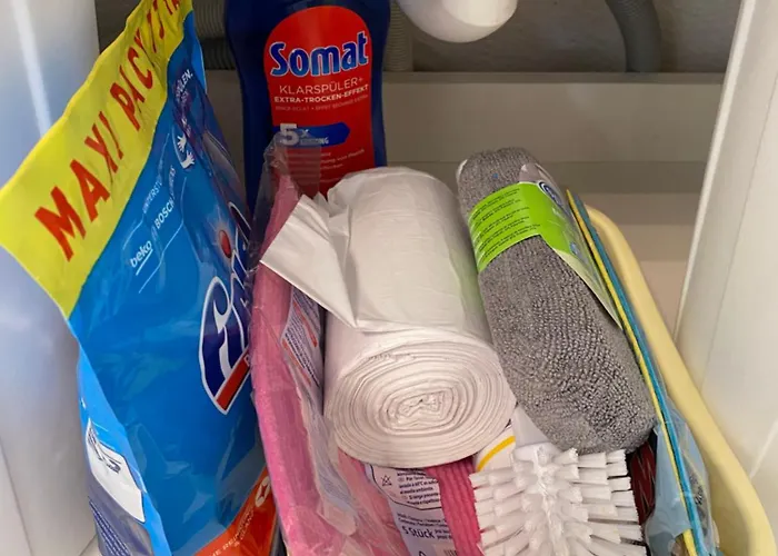 Little Paradises - Familien Im Gaal